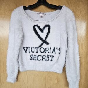 Victoria's Secret Vintage 2018 Fuzzy Sweater